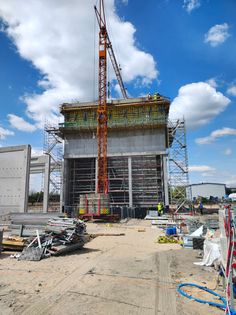 Budowa bunkra spalania odpadów medycznych dla firmy broster