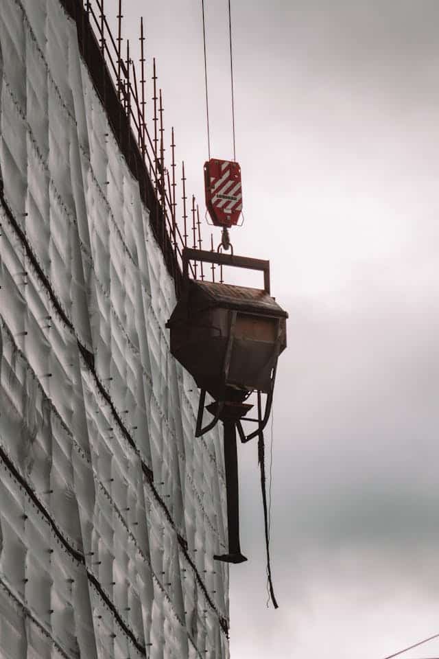 Budowa obiektów inżynieryjnych i użytku publicznego